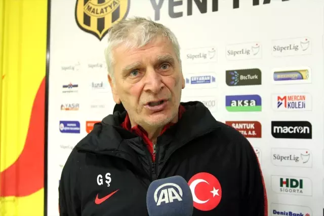 Türk futbolunun genç yıldızlarını seçen isimler gelecekten umutlu