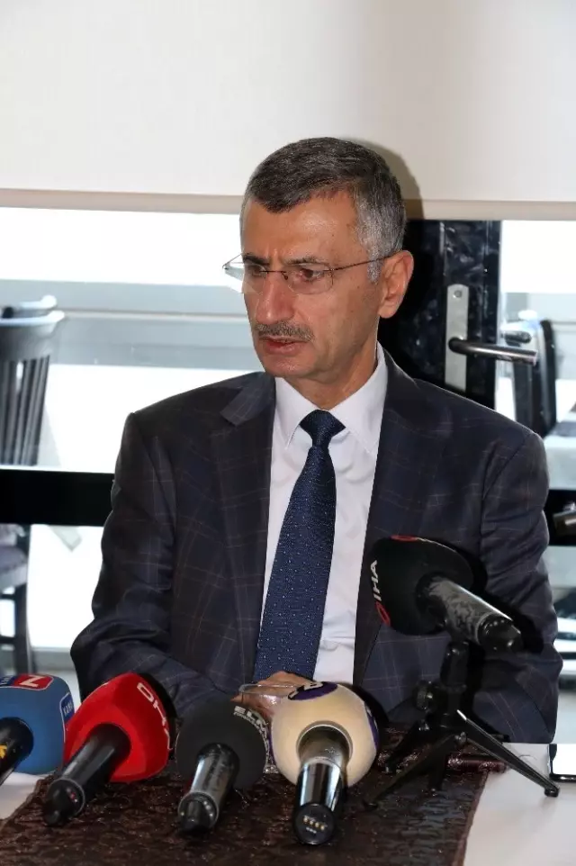 Vali Bektaş;