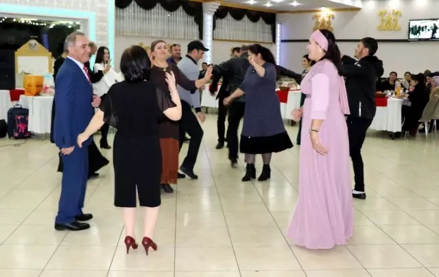 Ahıska Türkleri 'toy' geleneklerini Erzincan'da sürdürüyor