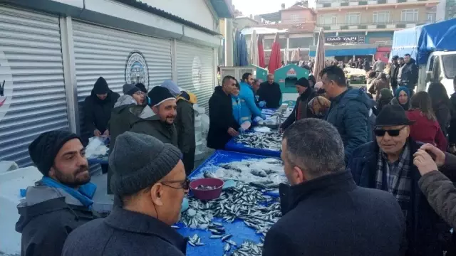 Belediyeden balık tanzim satış noktası Belediyeden balık tanzim satış noktası