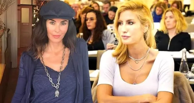 12 bin 800 TL'lik seminere katılan Defne Samyeli, kağıda yazdığı isim görünecek diye panik oldu 12 bin 800 TL'lik seminere katılan Defne Samyeli, kağıda yazdığı isim görünecek diye panik oldu