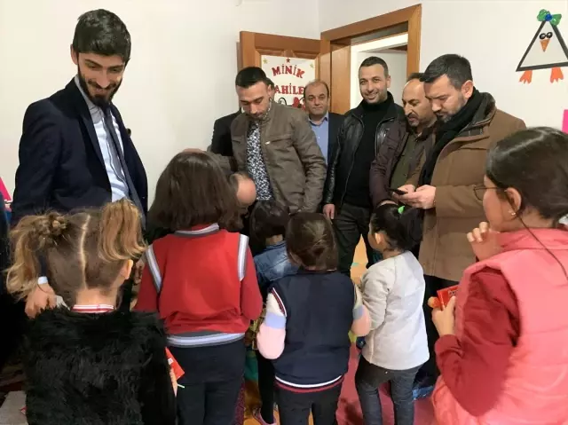 Çubuk-İMDER üyeleri çocukların oyuncak hayalini gerçekleştirdi