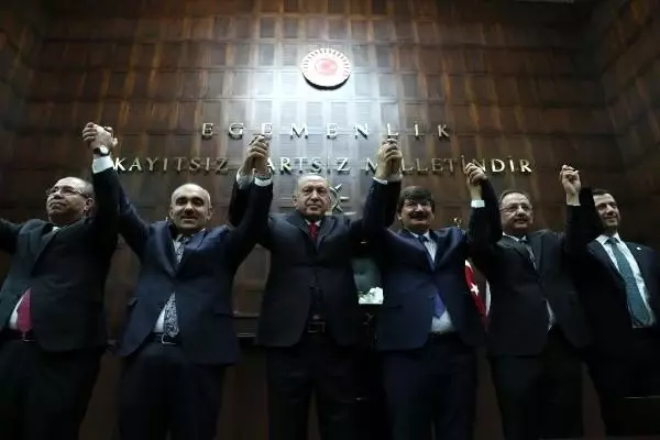 Cumhurbaşkanı Erdoğan: Hafter'e hak ettiği dersi vermekten geri durmayacağız Cumhurbaşkanı Erdoğan: Hafter'e hak ettiği dersi vermekten geri durmayacağız