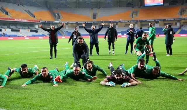 Futbol: Ziraat Türkiye Kupası Futbol: Ziraat Türkiye Kupası