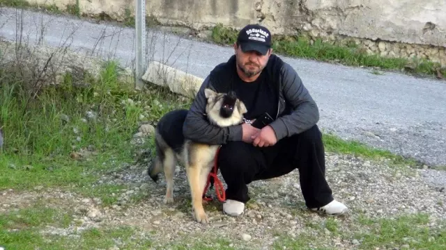 Köpeği bıçaklayarak öldüren adamın savunması şaşırttı Köpeği bıçaklayarak öldüren adamın savunması şaşırttı