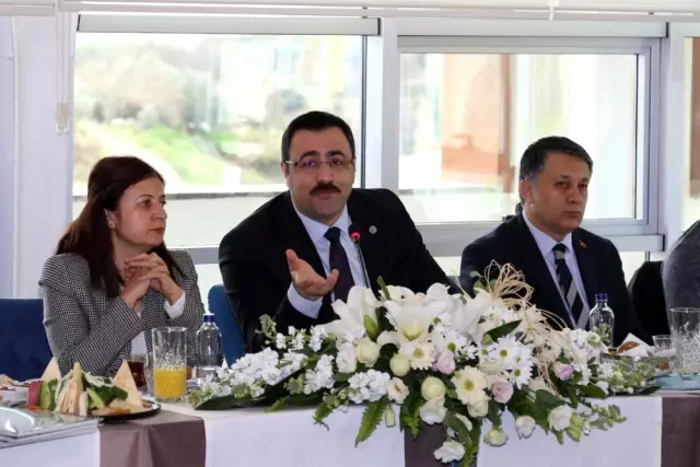 Rektör Prof.Dr.Kalan: 'Güçlü basın güçlü demokrasinin tesisini sağlar
