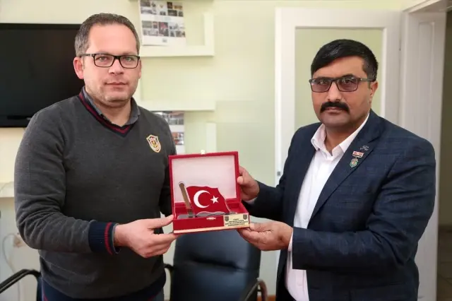 Türkiye Harp Malulü Gaziler Şehit Dul ve Yetimleri Derneğinden AA'ya ziyaret