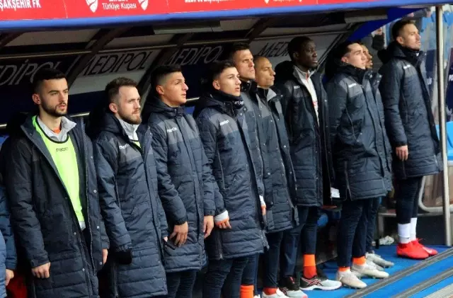 Ziraat Türkiye Kupası: Medipol Başakşehir: 1 - GMG Kırklarelispor: 1 (Maç sonucu) Ziraat Türkiye Kupası: Medipol Başakşehir: 1 - GMG Kırklarelispor: 1 (Maç sonucu)