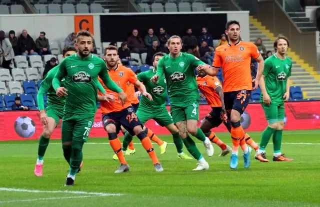 Ziraat Türkiye Kupası: Medipol Başakşehir: 1 - GMG Kırklarelispor: 1 (Maç sonucu)