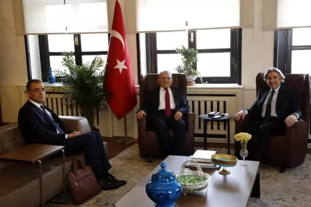 Başkan Büyükkılıç'tan önemli temaslar