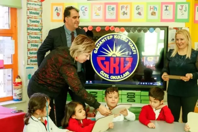 GKV'de anaokulu öğrencilerinin ilkokulda 1 gün heyecanı GKV'de anaokulu öğrencilerinin ilkokulda 1 gün heyecanı
