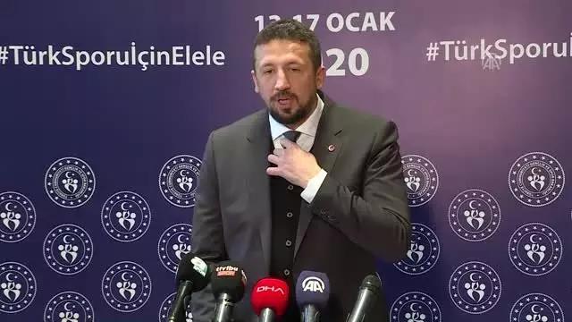 Hidayet Türkoğlu: 'Bu çalıştayın Türk sporuna inanıyorum ki çok büyük katkıları olacaktır' Hidayet Türkoğlu: 'Bu çalıştayın Türk sporuna inanıyorum ki çok büyük katkıları olacaktır'