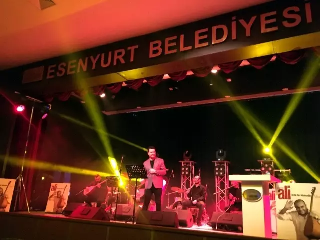 Kıvırcık Ali, Esenyurt'ta unutulmaz türküleriyle anıldı
