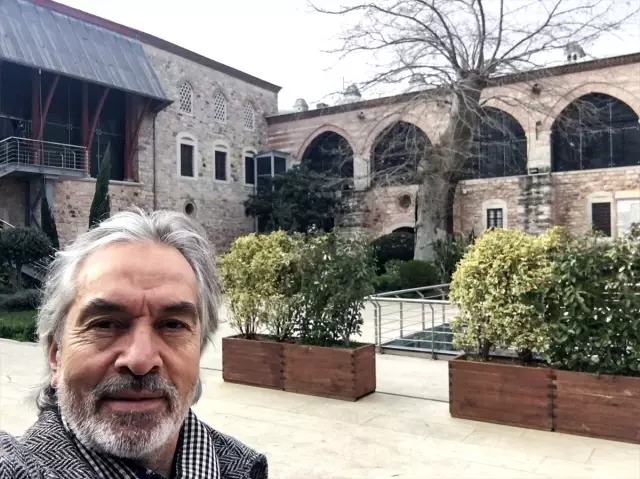 Oyuncu Seren Fosforoğlu, Uluslararası Müzede Selfie Günü etkinliğine katıldı Oyuncu Seren Fosforoğlu, Uluslararası Müzede Selfie Günü etkinliğine katıldı
