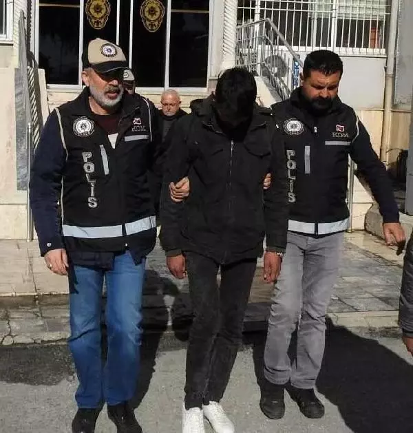 Sahte parayla yakalanan 2 zanlı tutuklandı