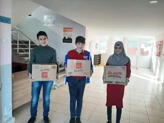 Çatalzeytin'de öğrencilerden örnek davranış Çatalzeytin'de öğrencilerden örnek davranış
