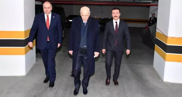 Davlet Bahçeli'den MHP'li vekile sürpriz hediye: Ömrüm boyunca gururla mahfuz tutacağım