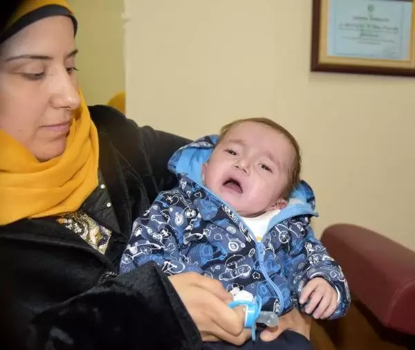 Gazi bebek, kalp zarından yapılan damarla hayata tutundu