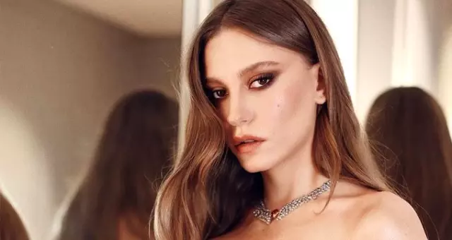 Güzel oyuncu Serenay Sarıkaya, iddialı paylaşımlarına bir yenisini daha ekledi Güzel oyuncu Serenay Sarıkaya, iddialı paylaşımlarına bir yenisini daha ekledi