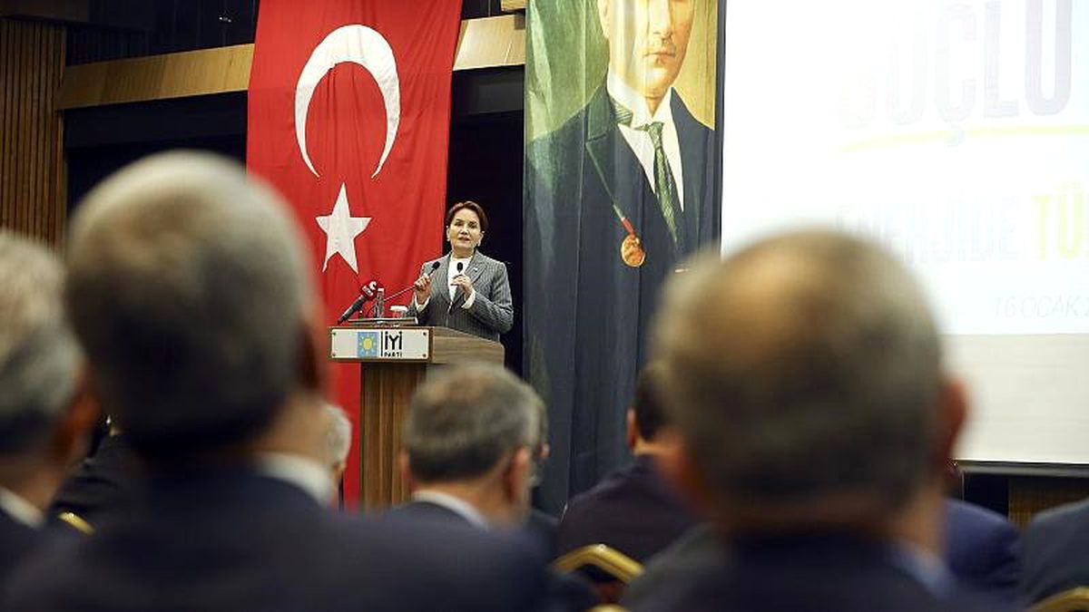 İYİ Parti Genel Başkanı Akşener: Güçlendirilmiş parlamenter sistem Türkiye'ye nefes aldırır