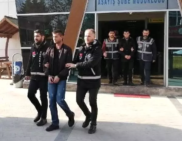 Telefon dolandırıcıları tutuklandı