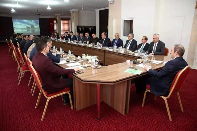 Vali Cüneyt Epcim: 'Bağımlılıkla mücadeleye kararlılıkla devam edilecek.'