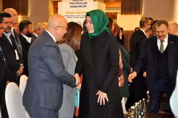 AK Parti'li Kaya: Suriyelilere yaptığımız yatırımlar 40 milyar doları aştı