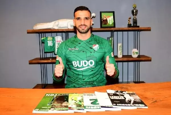 Bursaspor, Emrullah Şalk'ı transfer etti