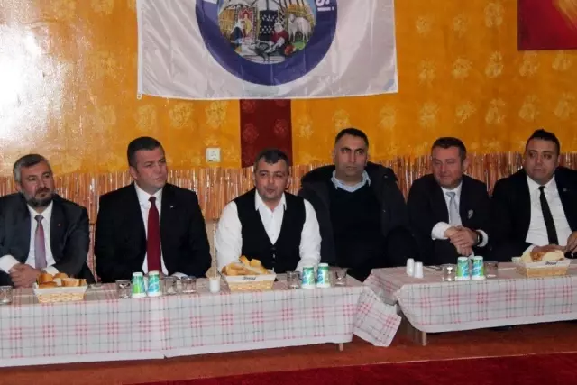 Eskişehir Emirdağlılar Vakfı yöneticileri '3'ncü Çalıştay İstişare Toplantısı'na katıldı Eskişehir Emirdağlılar Vakfı yöneticileri '3'ncü Çalıştay İstişare Toplantısı'na katıldı
