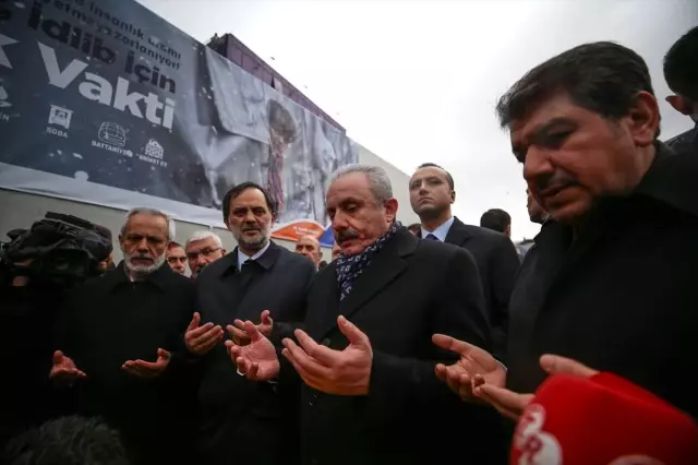 'İdlib İçin Kardeşlik Vakti' yardım kampanyası töreni 'İdlib İçin Kardeşlik Vakti' yardım kampanyası töreni