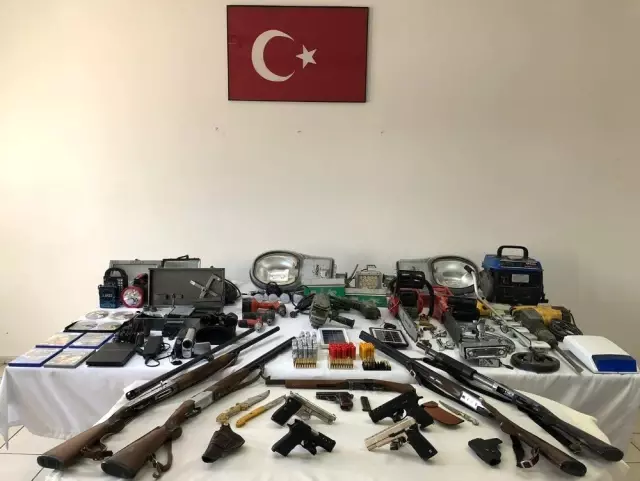 Jandarmadan silah hırsızlarına operasyon
