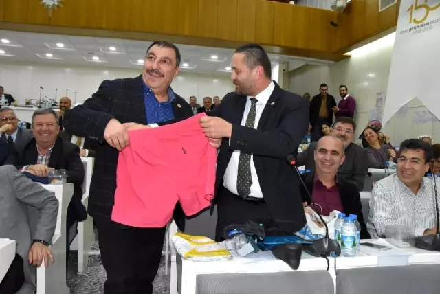 Meclisin gündemi Menderes'teki çöp tesisi