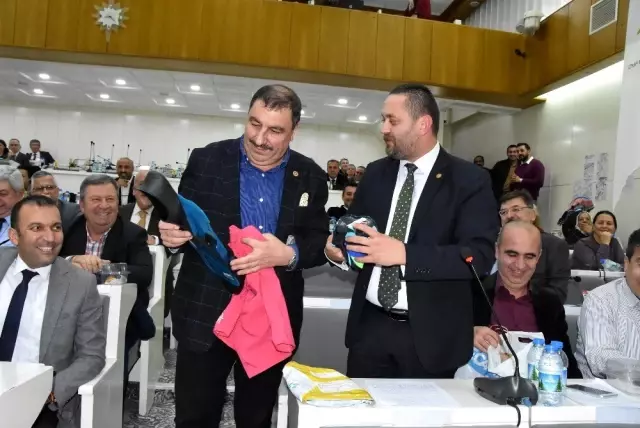 Meclisin gündemi Menderes'teki çöp tesisi
