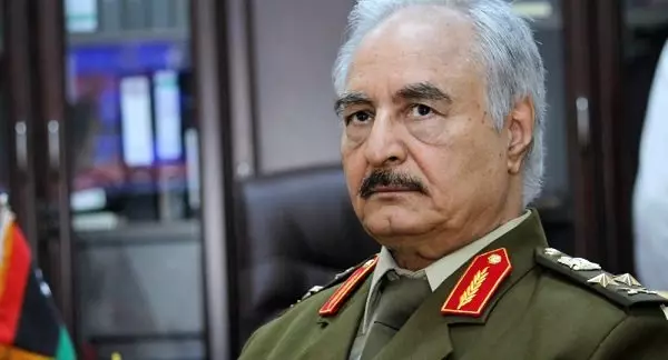 Moskova'daki ateşkes masasından kaçan darbeci Hafter Atina'ya gitti
