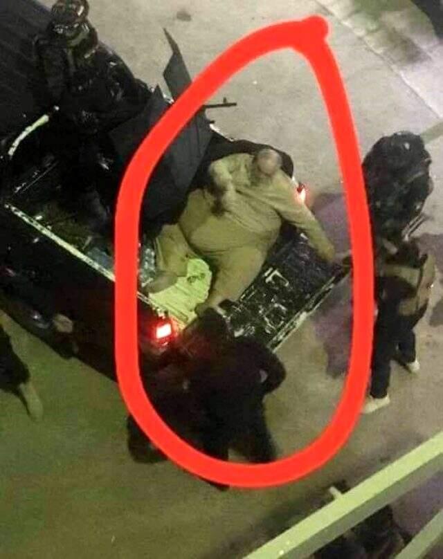Obez DEAŞ üyesi, yakalandığı sığınaktan kamyonla götürüldü