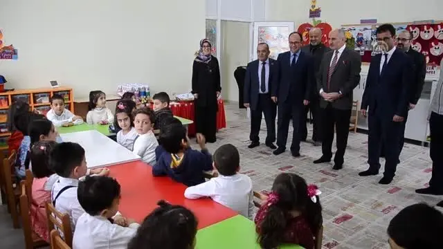 Okullarda karne heyecanı Okullarda karne heyecanı
