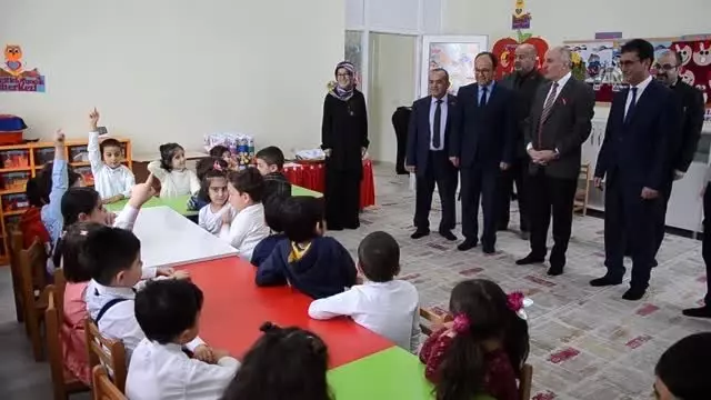 Okullarda karne heyecanı Okullarda karne heyecanı