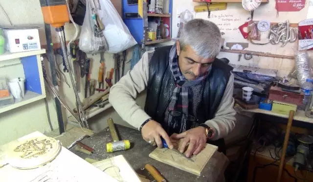 (Özel) 34 yıldır ceviz ağaçlarını sanat eserine dönüştürüyor (Özel) 34 yıldır ceviz ağaçlarını sanat eserine dönüştürüyor