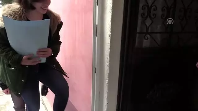 'Özel öğrenci' Ahmet karnesini evinde aldı 'Özel öğrenci' Ahmet karnesini evinde aldı
