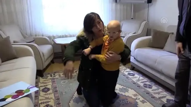 'Özel öğrenci' Ahmet karnesini evinde aldı 'Özel öğrenci' Ahmet karnesini evinde aldı