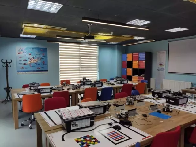 Proje ekibi Manisa'da incelemelerde bulundu Proje ekibi Manisa'da incelemelerde bulundu