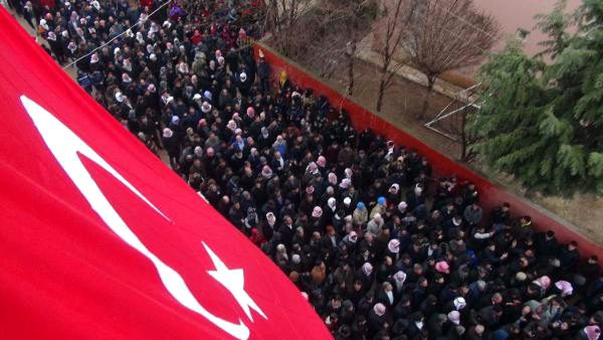 Şanlıurfalı şehit onbaşı Alpaklı, Arapça ağıtlarla uğurlandı