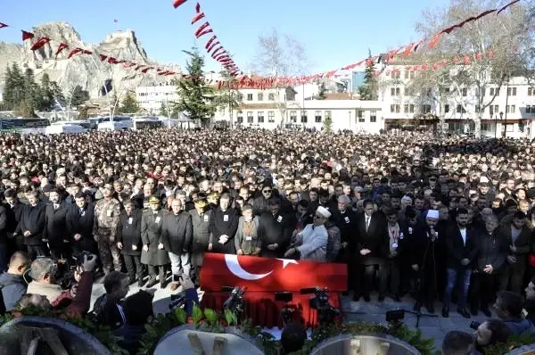 Tel Abyad şehidi teğmen Bilir, Tokat'ta son yolculuğa uğurlandı