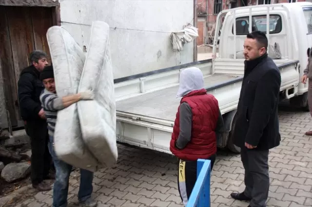 Vatandaşlar evi yanan aileler için yardım kampanyası başlattı