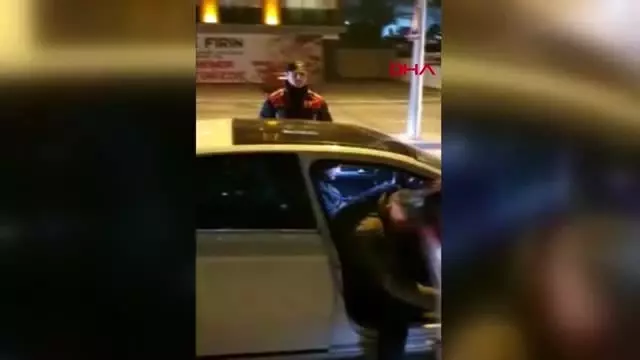 Ankara'daki asayiş denetimlerinde 2200 gram uyuşturucu ve 45 tarihi eser ele geçirildi Ankara'daki asayiş denetimlerinde 2200 gram uyuşturucu ve 45 tarihi eser ele geçirildi