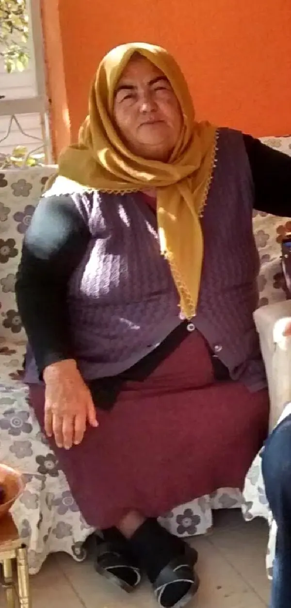 Annesi kazada öldü, sürücünün serbest kalmasına tepki gösterdi Annesi kazada öldü, sürücünün serbest kalmasına tepki gösterdi