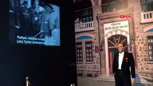 Antalya-ünlü isimlerin balmumu heykellerine yoğun ilgi Antalya-ünlü isimlerin balmumu heykellerine yoğun ilgi
