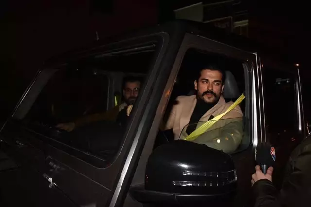 Burak Özçivit, oğlu Karan'ın fotoğrafını neden paylaşmadı? Burak Özçivit, oğlu Karan'ın fotoğrafını neden paylaşmadı?