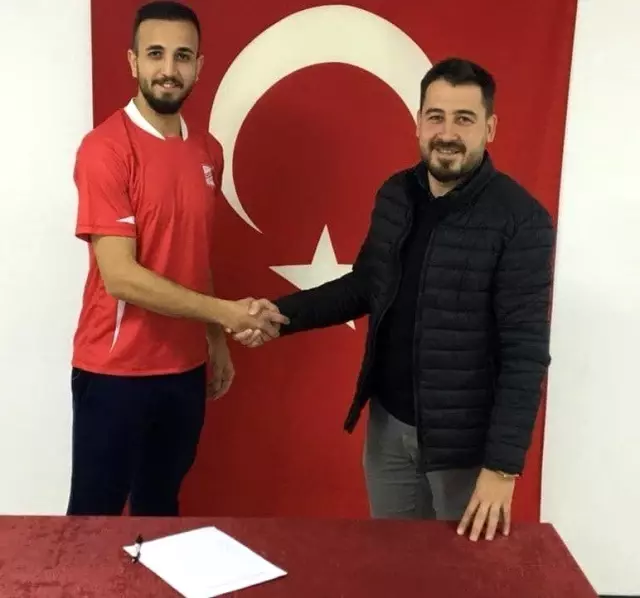 Emre Özden, Ayvalıkgücü Belediyespor'da