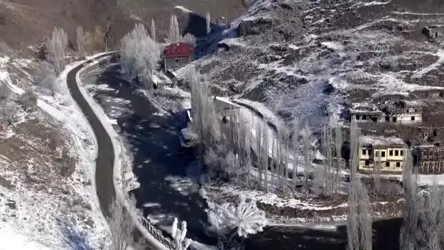 Kars'ta hava sıcaklığı sıfırın altında 27 dereceye düştü Kars'ta hava sıcaklığı sıfırın altında 27 dereceye düştü